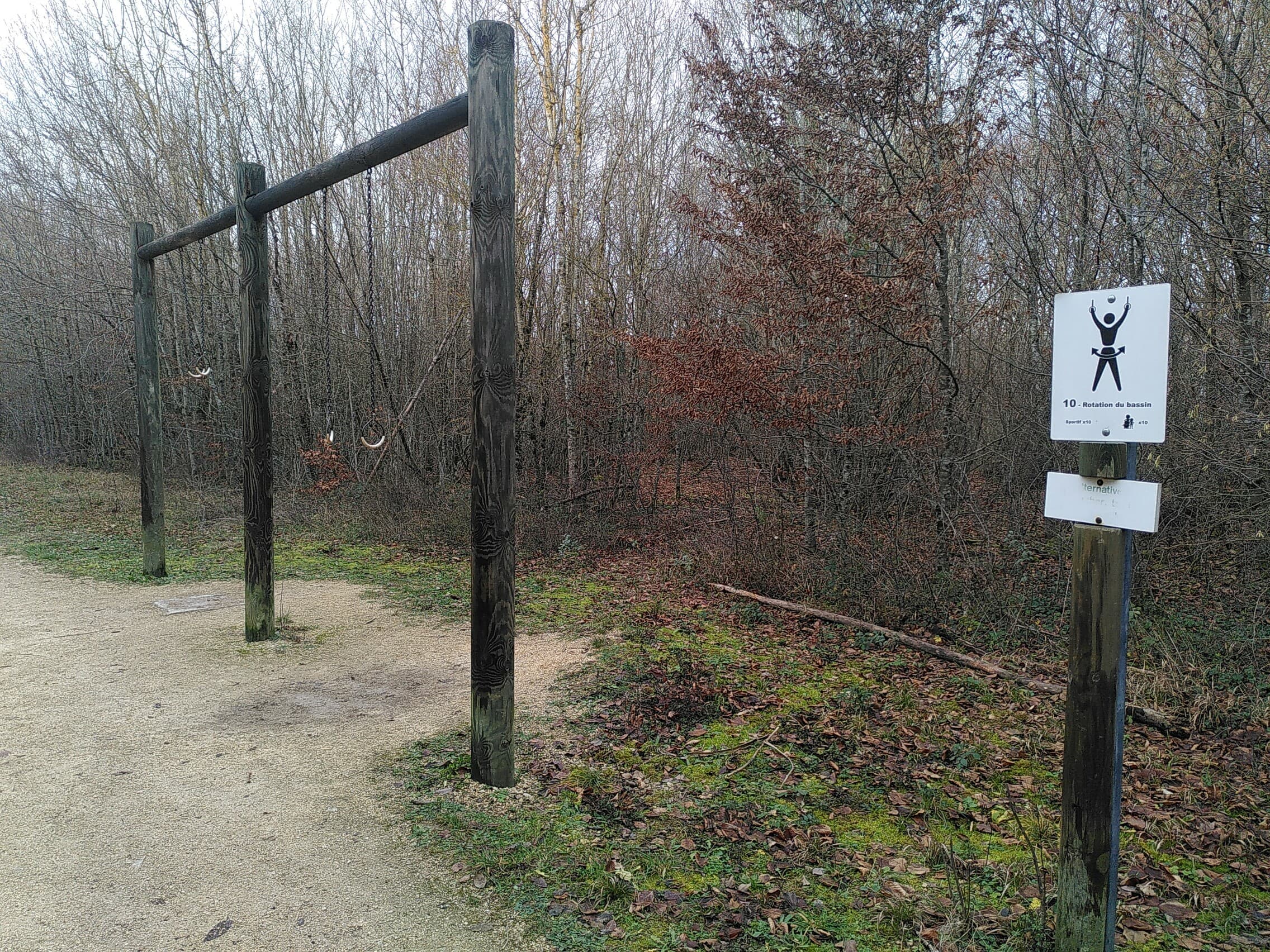 Fitness Station – 10