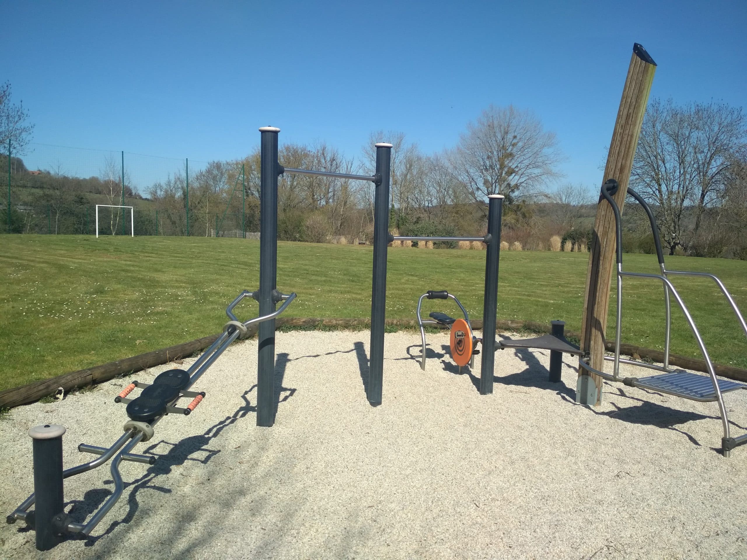 Fitness Station (sit-up) in Coquainvilliers